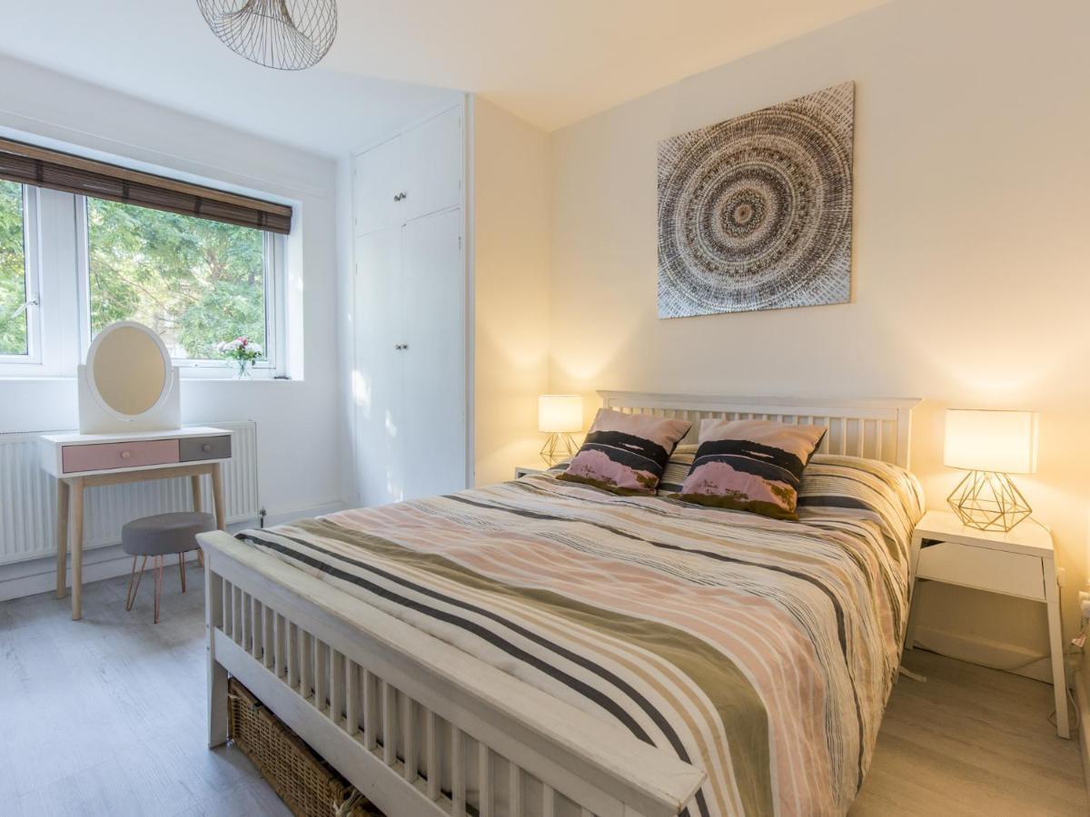 Appartamento Spacious Flat In South With Balcony - Pass The Keys Londra