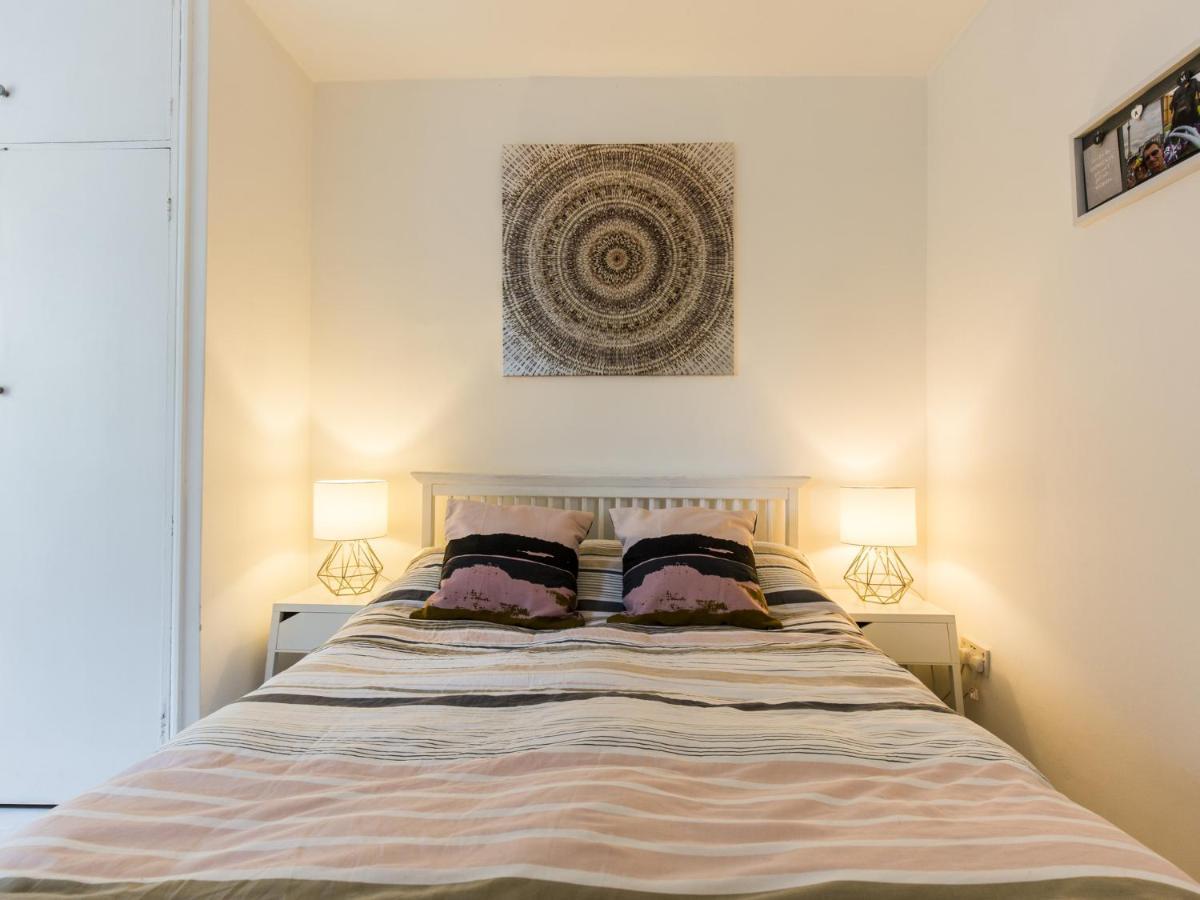 Spacious Flat In South With Balcony - Pass The Keys Appartamento Londra
